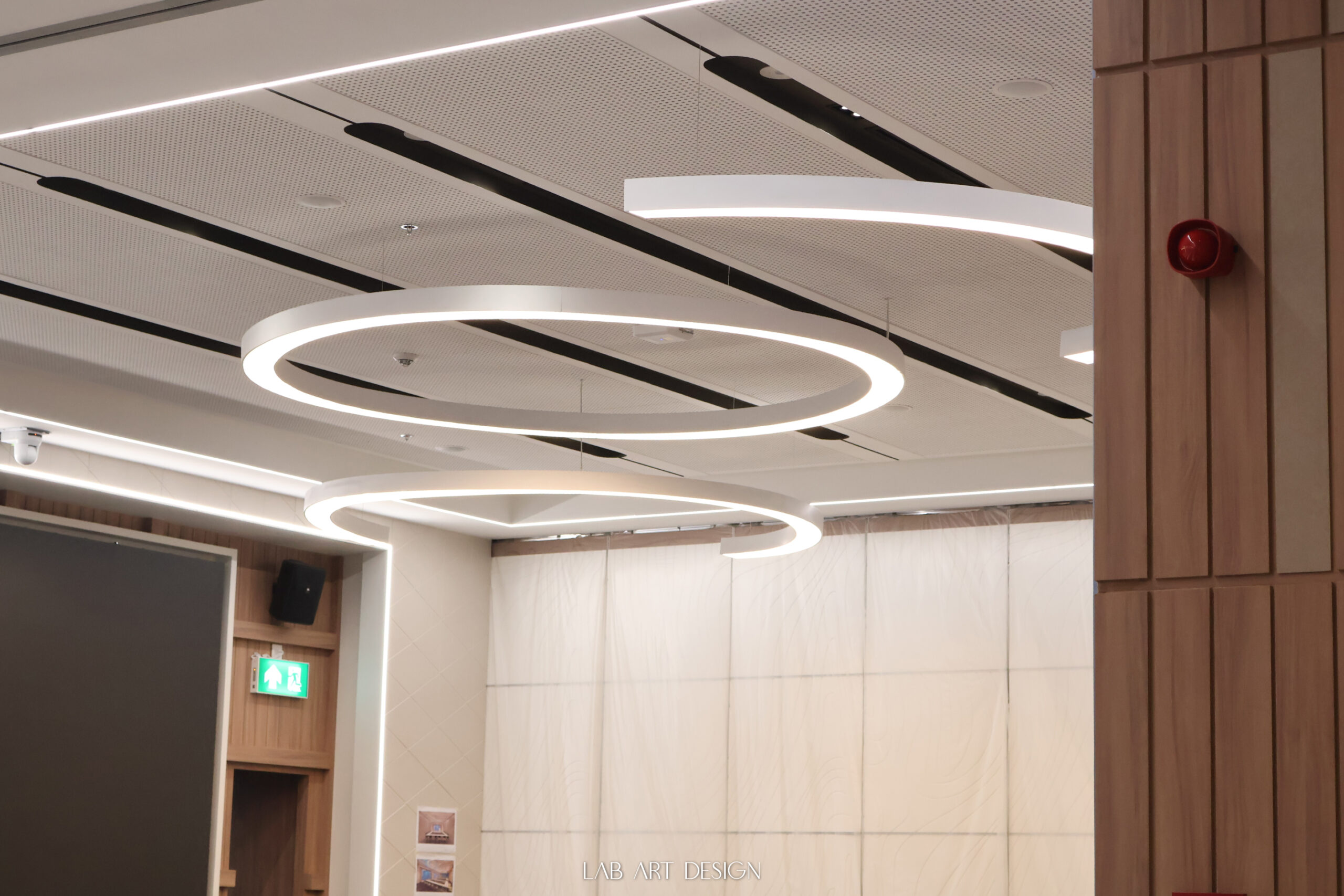 โคมไฟสั่งทำ PTT Innovation Institute